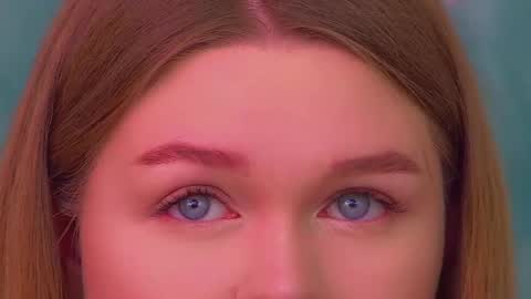 Snapshot of crystallyons chatting on 09-11-25, 06:24 Crystal online show from 09-11-25, 06:24