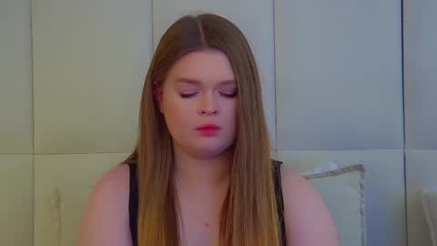 Crystal online show from 03-07-26, 07:38