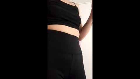 crystalsweet2026 online show from 03-28-26, 02:49