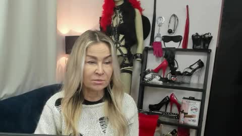 CrystalHotty online show from 01-19-26, 05:33