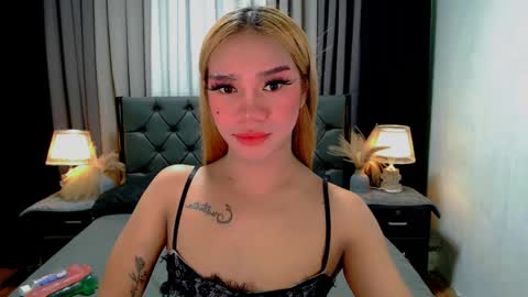 Snapshot of crytastal_lust1212 chatting on 05-10-26, 09:58 bea takashi online show from 05-10-26, 09:58