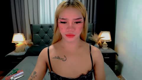 Snapshot of crytastal_lust1212 chatting on 05-13-26, 08:55 bea takashi online show from 05-13-26, 08:55