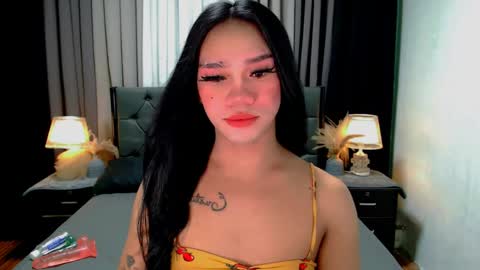 Snapshot of crytastal_lust1212 chatting on 05-22-26, 09:04 bea takashi online show from 05-22-26, 09:04