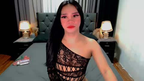 Snapshot of crytastal_lust1212 chatting on 06-03-26, 09:23 bea takashi online show from 06-03-26, 09:23