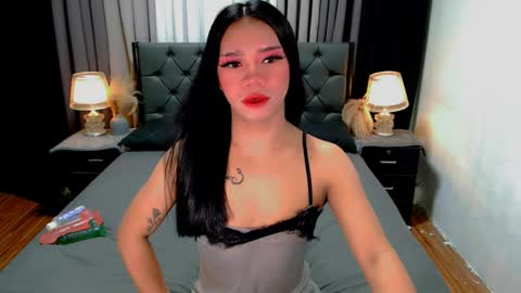 Snapshot of crytastal_lust1212 chatting on 06-05-26, 09:48 bea takashi online show from 06-05-26, 09:48