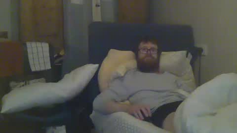 Snapshot of cs014g8493 chatting on 01-22-25, 01:42 chris online show from 01-22-25, 01:42