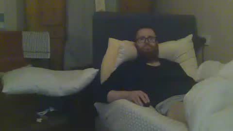 Snapshot of cs014g8493 chatting on 02-01-25, 03:30 chris online show from 02-01-25, 03:30