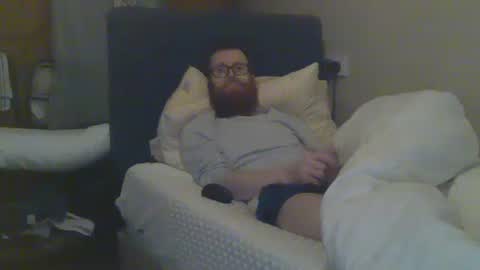 Snapshot of cs014g8493 chatting on 03-05-25, 11:05 chris online show from 03-05-25, 11:05