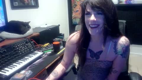 Snapshot of cu2sly chatting on 02-09-25, 05:19 online show from 02-09-25, 05:19