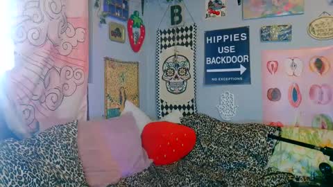 Snapshot of cu2sly chatting on 10-04-25, 01:58 online show from 10-04-25, 01:58