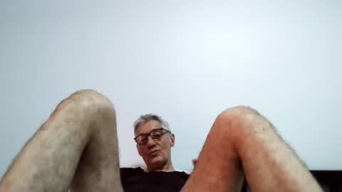 Snapshot of cucaio18 chatting on 04-28-26, 01:37 BIG UNCUT HARD COCK online show from 04-28-26, 01:37