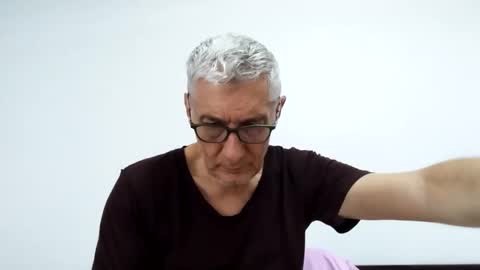 Snapshot of cucaio18 chatting on 05-26-26, 01:01 BIG UNCUT HARD COCK online show from 05-26-26, 01:01