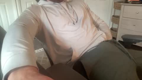 cuckgriff23 online show from 04-14-26, 01:50