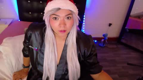 Snapshot of cuckoldlover69_ chatting on 12-20-24, 07:44 cuckoldlover69_ online show from 12-20-24, 07:44