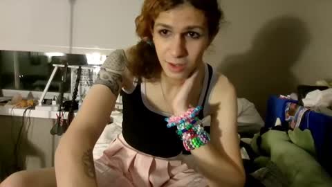 Snapshot of cuddleavenue chatting on 10-18-25, 01:08 cuddleavenue online show from 10-18-25, 01:08