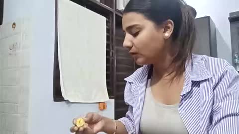 cuddlemuffins online show from 04-12-26, 01:38