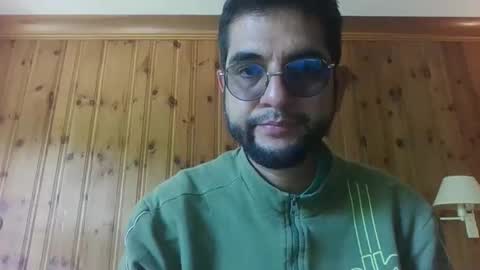 Snapshot of culturalclash1985 chatting on 06-03-26, 02:44 culturalclash1985 online show from 06-03-26, 02:44
