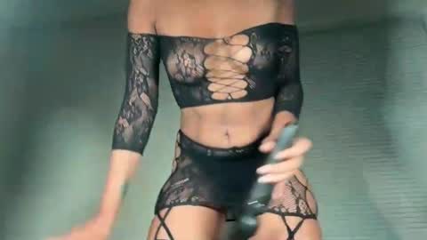 Snapshot of cum2charmxx chatting on 10-05-25, 12:25 cum2charmxx online show from 10-05-25, 12:25