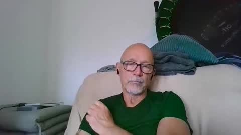 Snapshot of cum440055 chatting on 05-19-26, 09:04 cum440055 online show from 05-19-26, 09:04