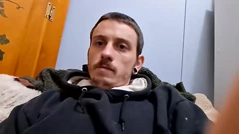 Snapshot of cum4u1524 chatting on 03-19-26, 10:41 cum4u1524 online show from 03-19-26, 10:41