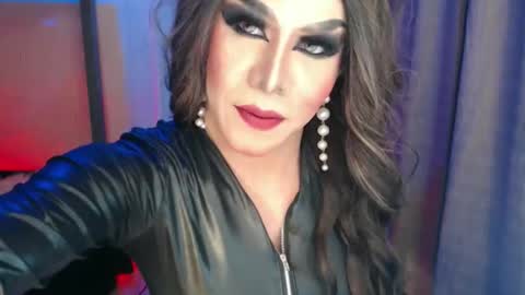 Snapshot of cum_4youbaby chatting on 10-25-25, 10:01 CUMMELA SLUTI online show from 10-25-25, 10:01