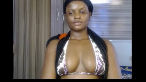 Snapshot of cum_ebony_petitxx chatting on 11-05-25, 10:59 cath online show from 11-05-25, 10:59