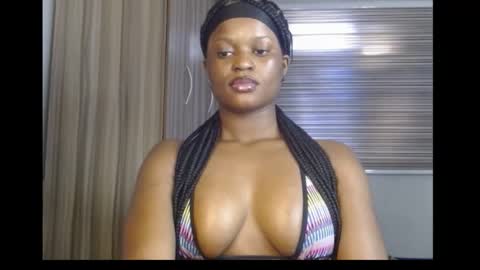 Snapshot of cum_ebony_petitxx chatting on 11-07-25, 07:52 cath online show from 11-07-25, 07:52