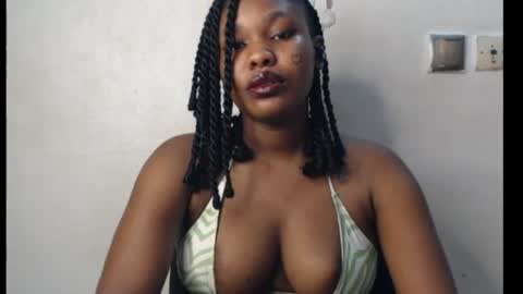 Snapshot of cum_ebony_xxxpetit chatting on 07-26-26, 04:36 Teeha online show from 07-26-26, 04:36