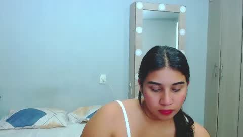 Snapshot of cumb0y_squirtgirl chatting on 07-05-26, 05:36 Pablo and emma online show from 07-05-26, 05:36