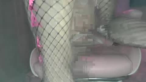 Snapshot of cumdumpmer chatting on 11-21-25, 02:16 cumdumpmer online show from 11-21-25, 02:16