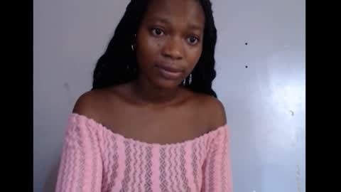Snapshot of cumebony_petit chatting on 09-16-25, 02:51 cumebony_petit online show from 09-16-25, 02:51