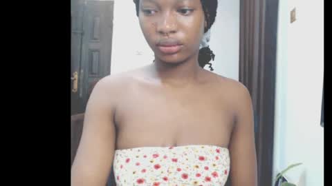 cumebony_petit online show from 05-22-26, 07:48