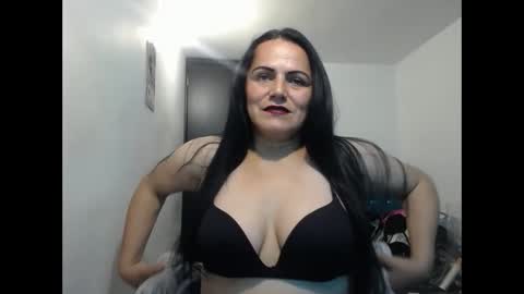cumEva69 online show from 01-01-25, 06:38