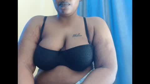 Snapshot of cumfordaddy111 chatting on 06-04-26, 12:22 Sweet mona online show from 06-04-26, 12:22