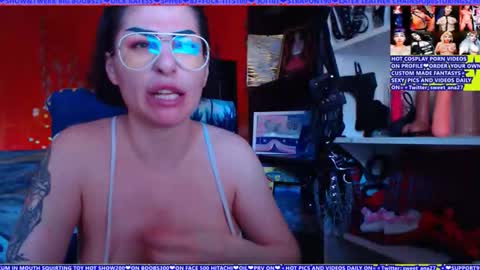 Snapshot of cuminmenowbby chatting on 05-11-26, 04:04 cuminmenowbby online show from 05-11-26, 04:04