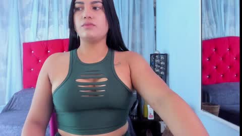 Snapshot of cumming_tiffani chatting on 01-25-25, 12:05 cumming tiffani online show from 01-25-25, 12:05