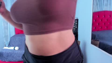 Snapshot of cumming_tiffani chatting on 02-05-25, 11:55 cumming tiffani online show from 02-05-25, 11:55