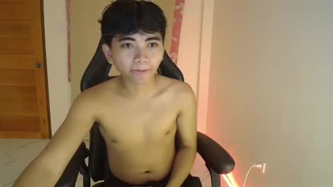 Snapshot of cummingyu chatting on 01-04-25, 08:49 cummingyu online show from 01-04-25, 08:49