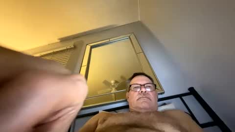 Johnny online show from 12-29-24, 06:03