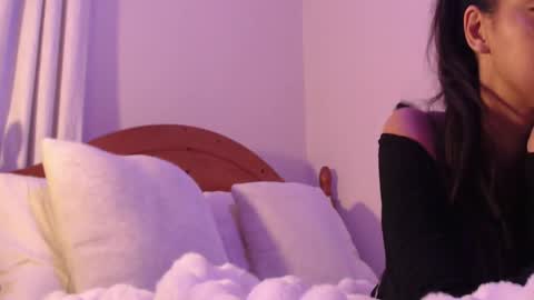 Snapshot of cumongiselle chatting on 10-27-25, 12:36 Giselle online show from 10-27-25, 12:36