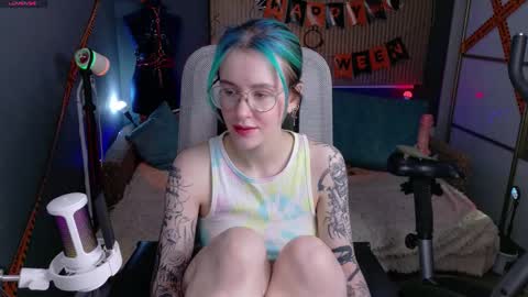 CUMpotikEve online show from 12-19-25, 02:40