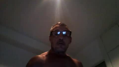 Snapshot of cumseeme002 chatting on 07-25-26, 12:58 Alan online show from 07-25-26, 12:58