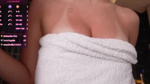 Snapshot of cupcakepancake chatting on 07-28-26, 11:17 Diana face in private online show from 07-28-26, 11:17