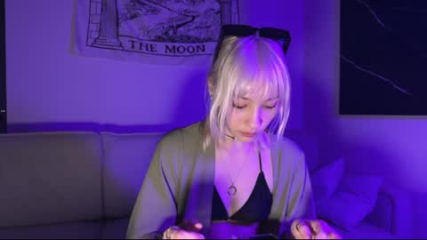 Snapshot of cupcakesoul chatting on 06-06-26, 04:23 cupcakesoul online show from 06-06-26, 04:23