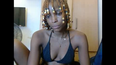 Snapshot of cupidxdoll chatting on 03-25-26, 10:38 cupidxdoll online show from 03-25-26, 10:38