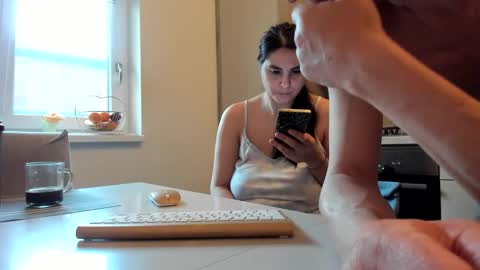 Snapshot of cuplu29 chatting on 05-18-26, 04:18 maria alex online show from 05-18-26, 04:18