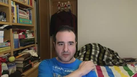 curiosillo1983 online show from 04-19-26, 09:52