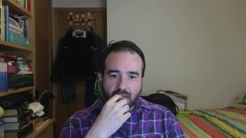 Snapshot of curiosillo1983 chatting on 06-05-26, 02:23 curiosillo1983 online show from 06-05-26, 02:23