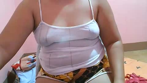 curious_girl247 online show from 06-04-26, 10:05