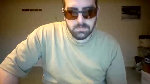 curiouser_guy online show from 06-10-26, 09:52